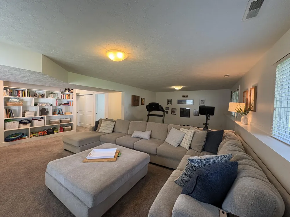 5373 Meadow Run Drive SW Wyoming, MI 49509