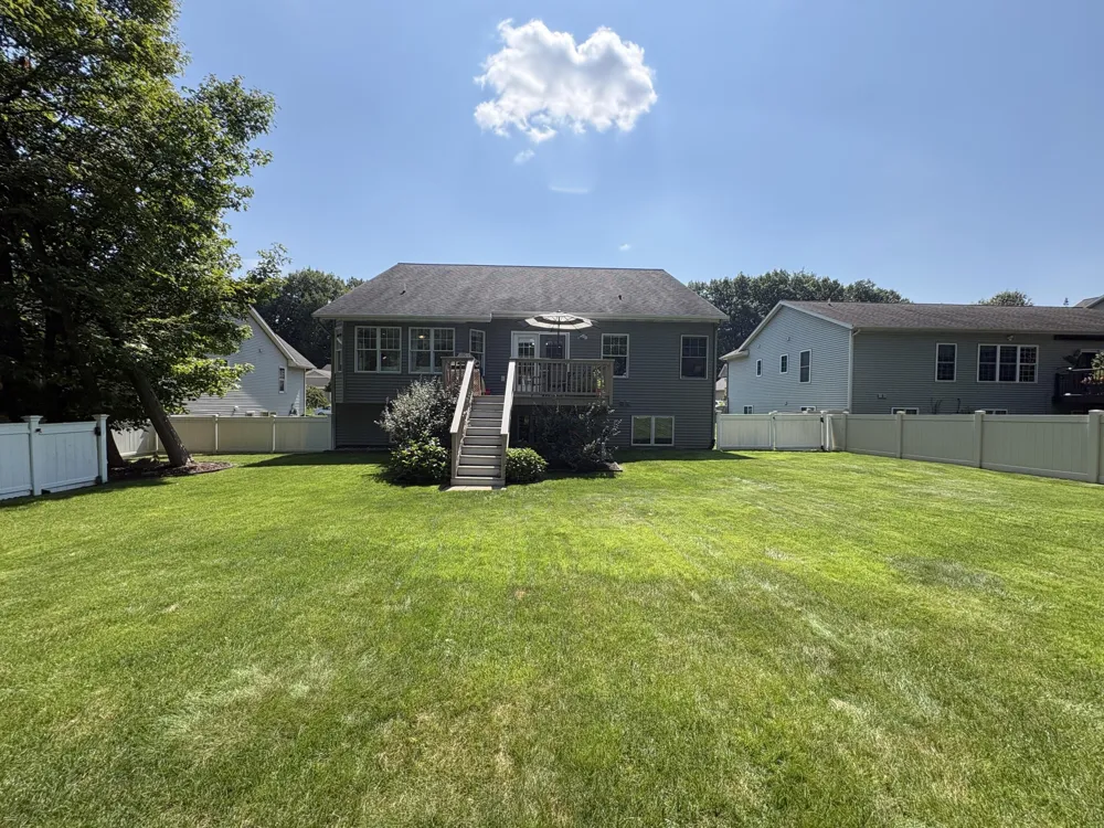 5373 Meadow Run Drive SW Wyoming, MI 49509