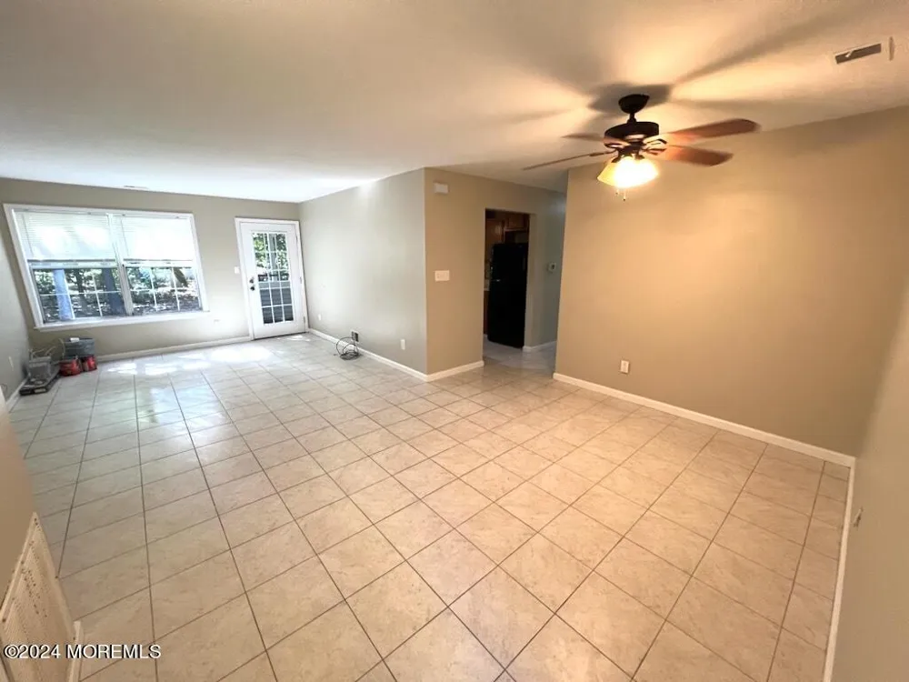 39 Chinkaberry Court Howell, NJ 07731