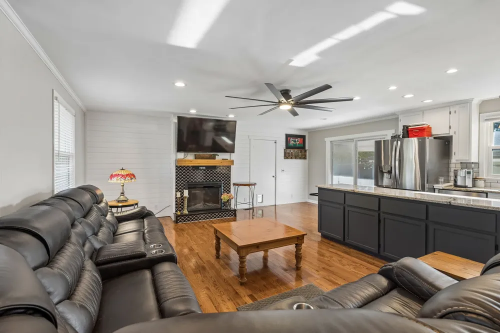 303 Weldon Dr Hermitage, TN 37076