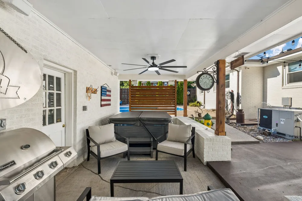 303 Weldon Dr Hermitage, TN 37076