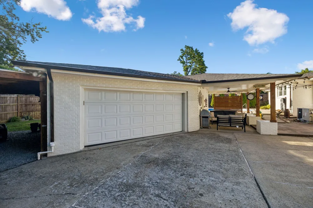 303 Weldon Dr Hermitage, TN 37076