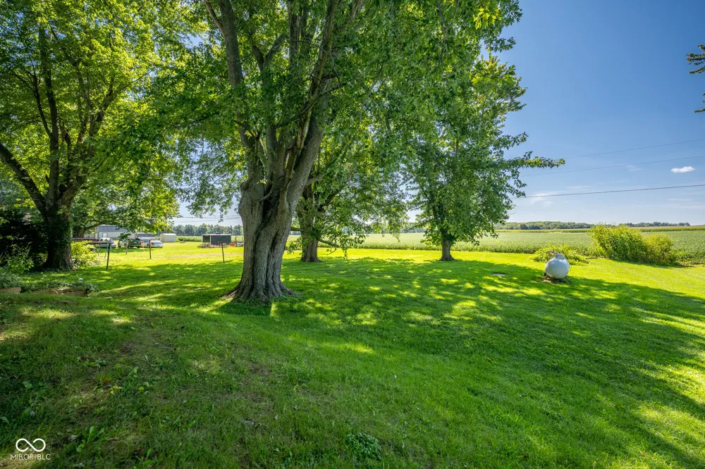 1222 E County Road 25 S Greencastle, IN 46135