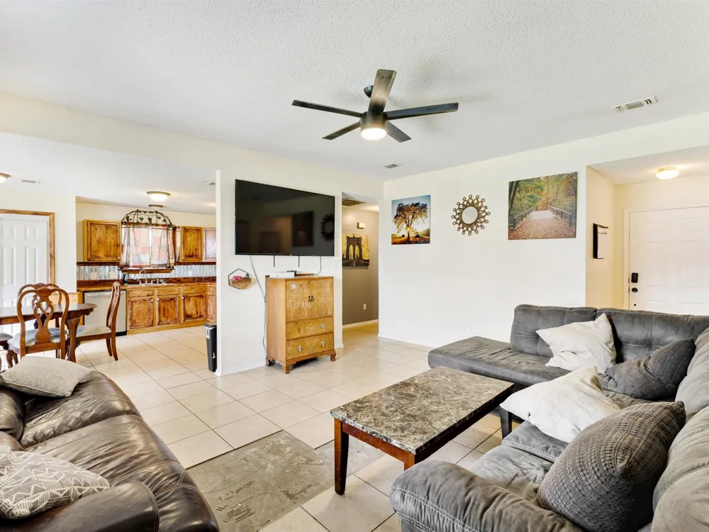 625 Linda Court Joshua, TX 76058