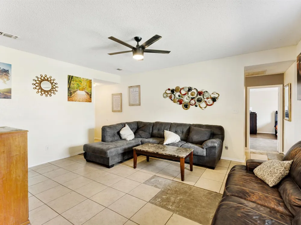 625 Linda Court Joshua, TX 76058