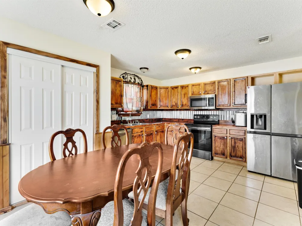 625 Linda Court Joshua, TX 76058
