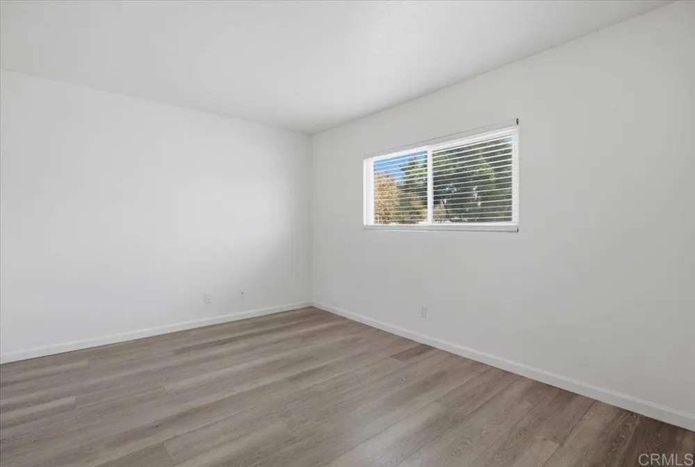 9457 Carlton Oaks Drive #B Santee, CA 92071