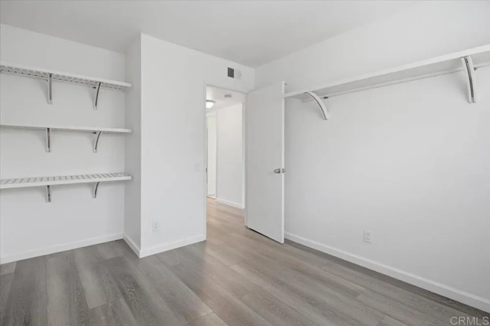 9457 Carlton Oaks Drive #B Santee, CA 92071