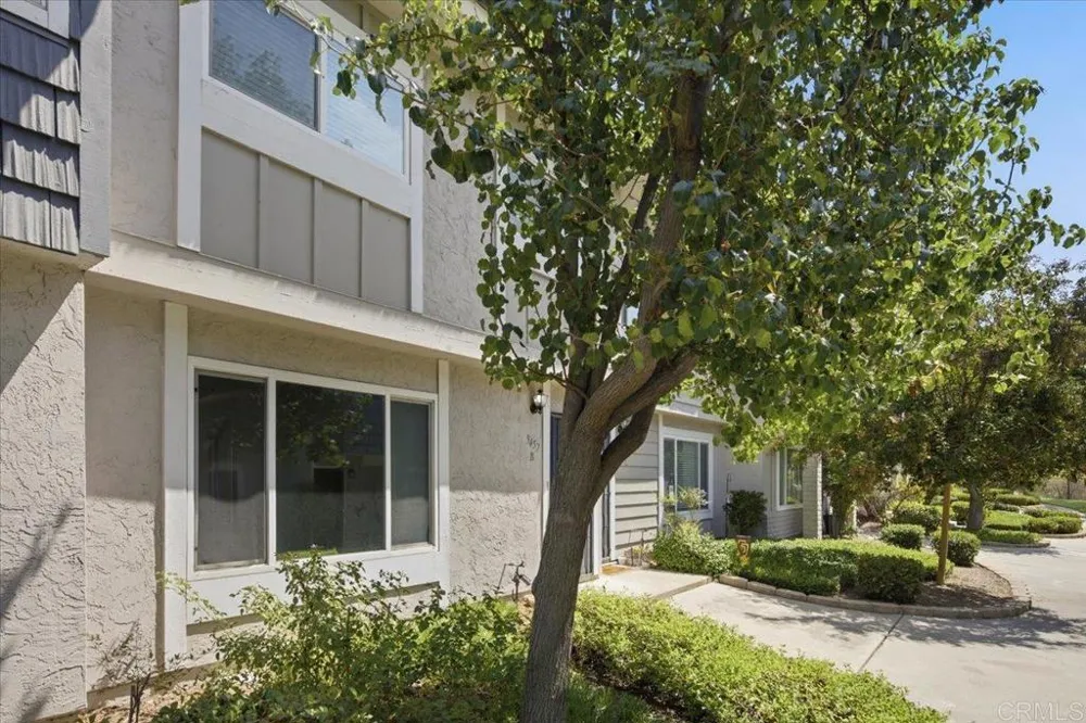 9457 Carlton Oaks Drive #B Santee, CA 92071