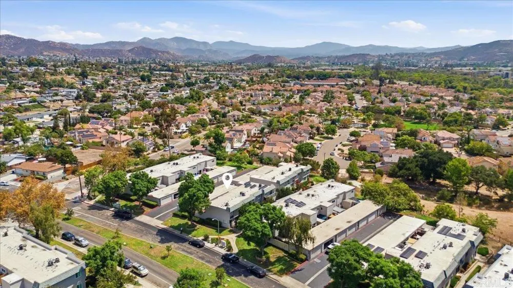 9457 Carlton Oaks Drive #B Santee, CA 92071
