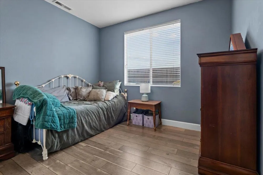 21748 Woodrose Place Salinas, CA 93908