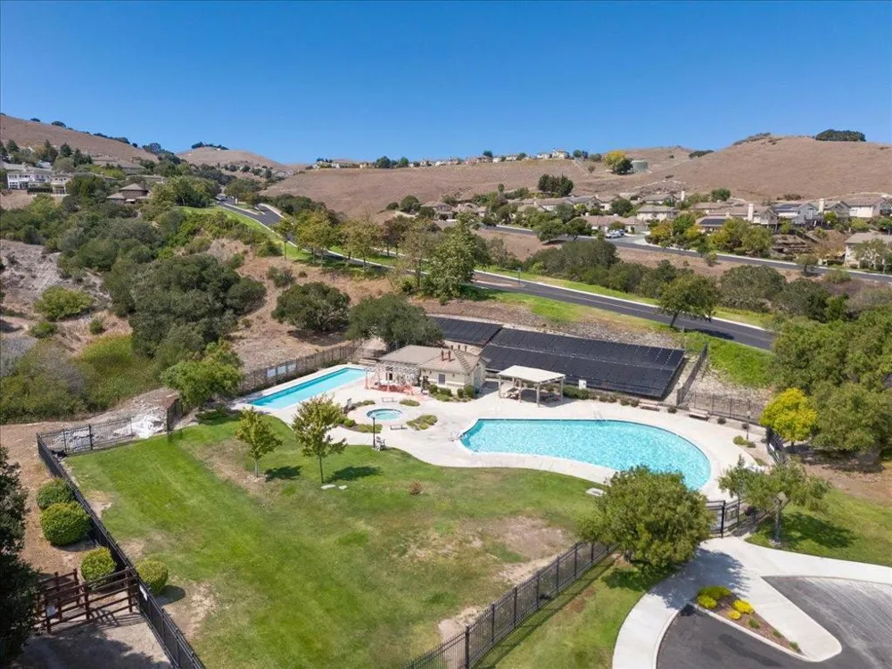 21748 Woodrose Place Salinas, CA 93908
