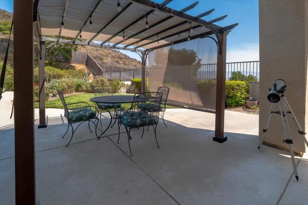 21748 Woodrose Place Salinas, CA 93908
