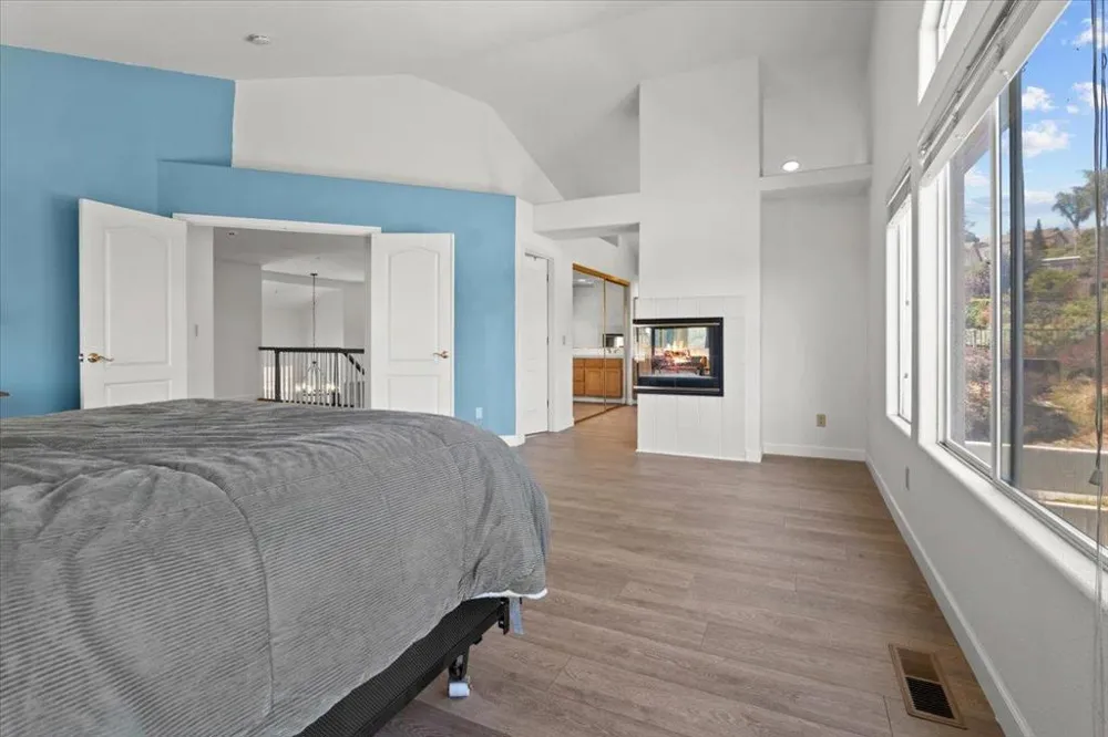 21748 Woodrose Place Salinas, CA 93908