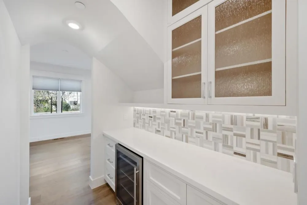 501 E Bellevue Alley San Mateo, CA 94401