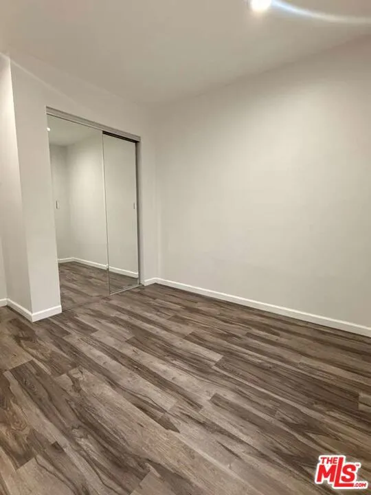 3740 Mayfield Avenue Glendale, CA 91214
