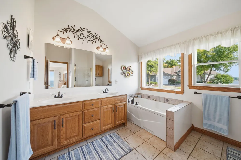 7601 Stonehedge Drive Onsted, MI 49265