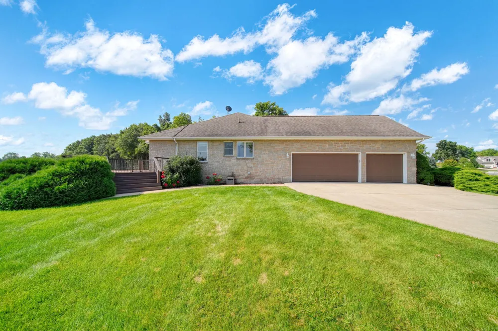 7601 Stonehedge Drive Onsted, MI 49265