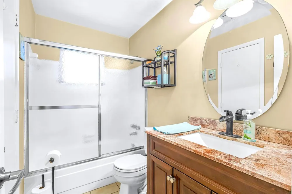 1103 Siesta Avenue Boynton Beach, FL 33426