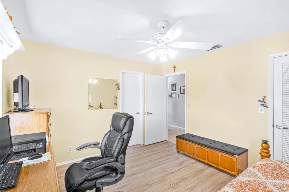 1103 Siesta Avenue Boynton Beach, FL 33426