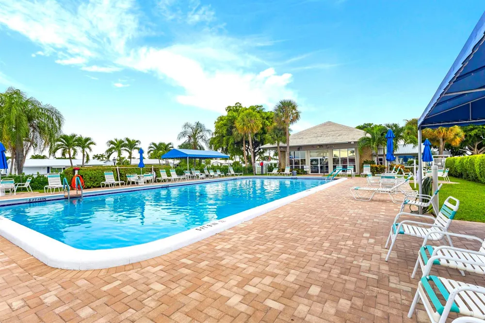 1103 Siesta Avenue Boynton Beach, FL 33426