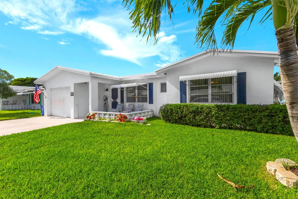 1103 Siesta Avenue Boynton Beach, FL 33426