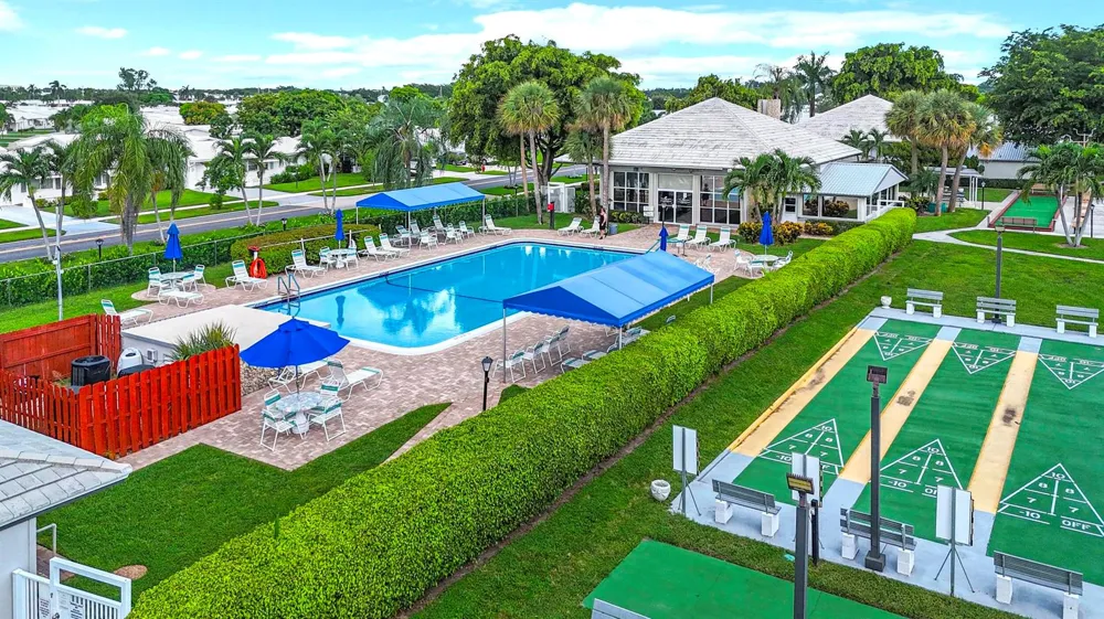 1103 Siesta Avenue Boynton Beach, FL 33426