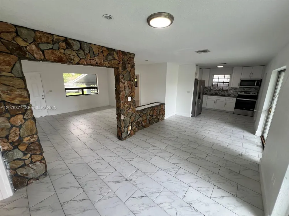 4421 NW 33rd St #0 Lauderdale Lakes, FL 33319