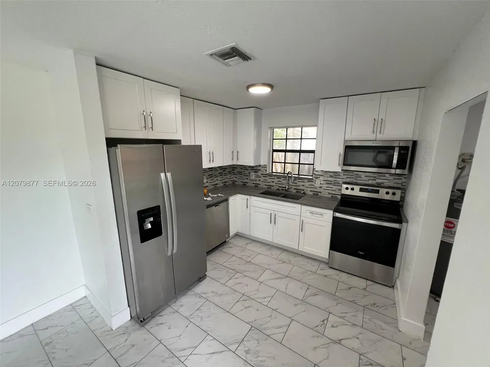 4421 NW 33rd St #0 Lauderdale Lakes, FL 33319