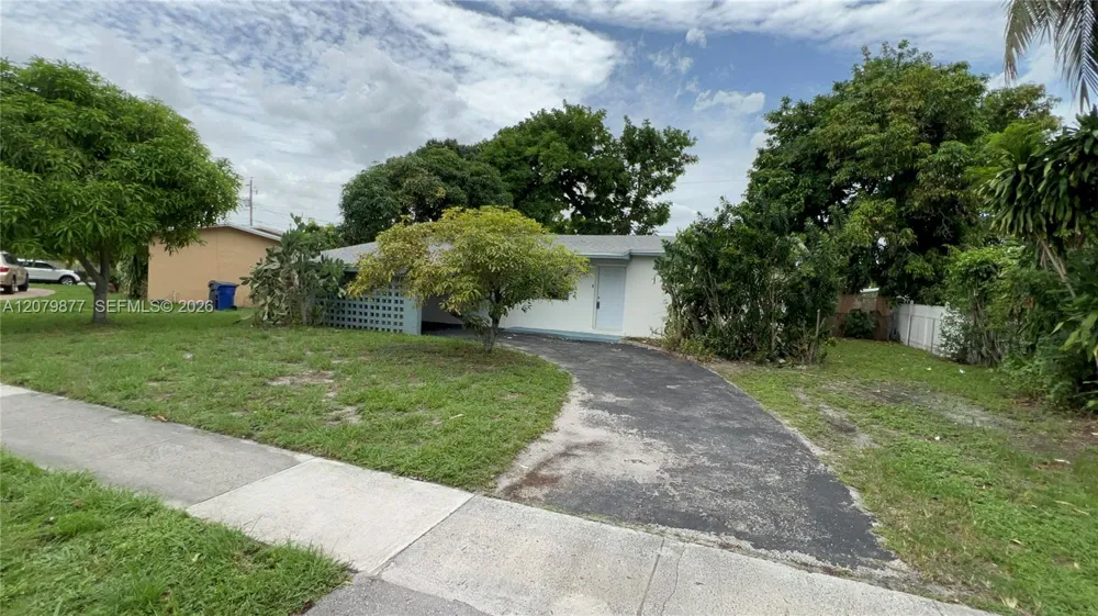 4421 NW 33rd St #0 Lauderdale Lakes, FL 33319