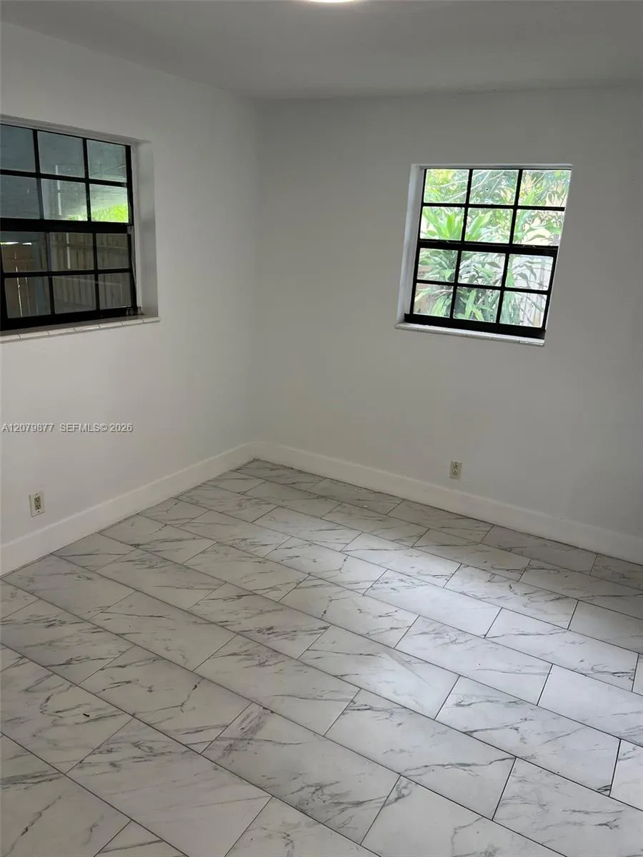4421 NW 33rd St #0 Lauderdale Lakes, FL 33319