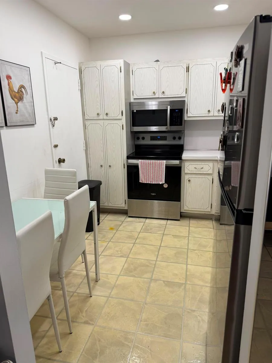 1985 S OCEAN DRIVE S #3L Hallandale Beach, FL 33009