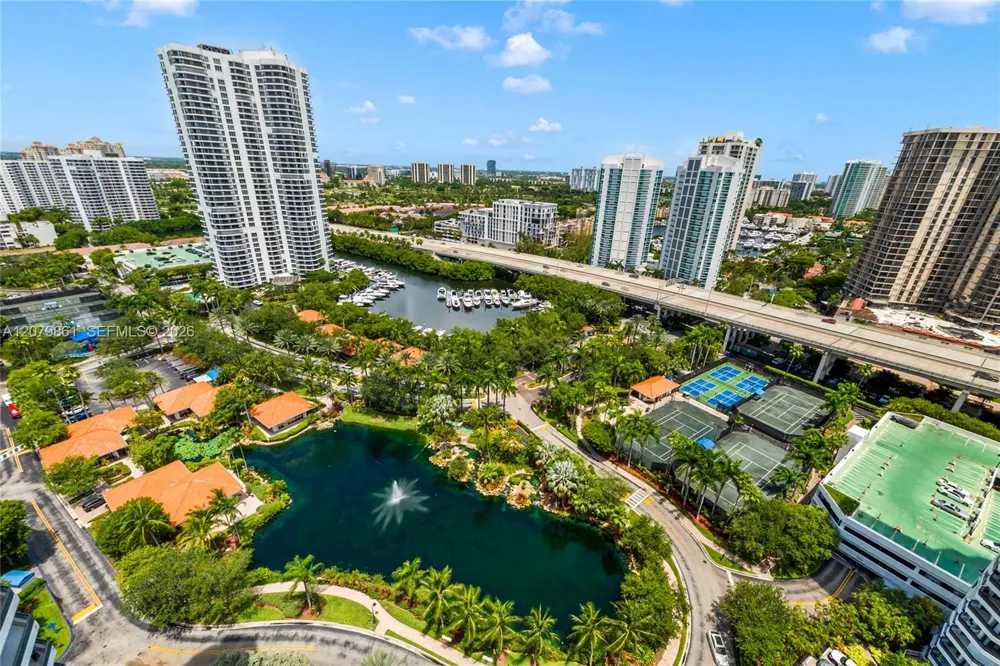 19101 NE 36th Ct #2607 Aventura, FL 33180