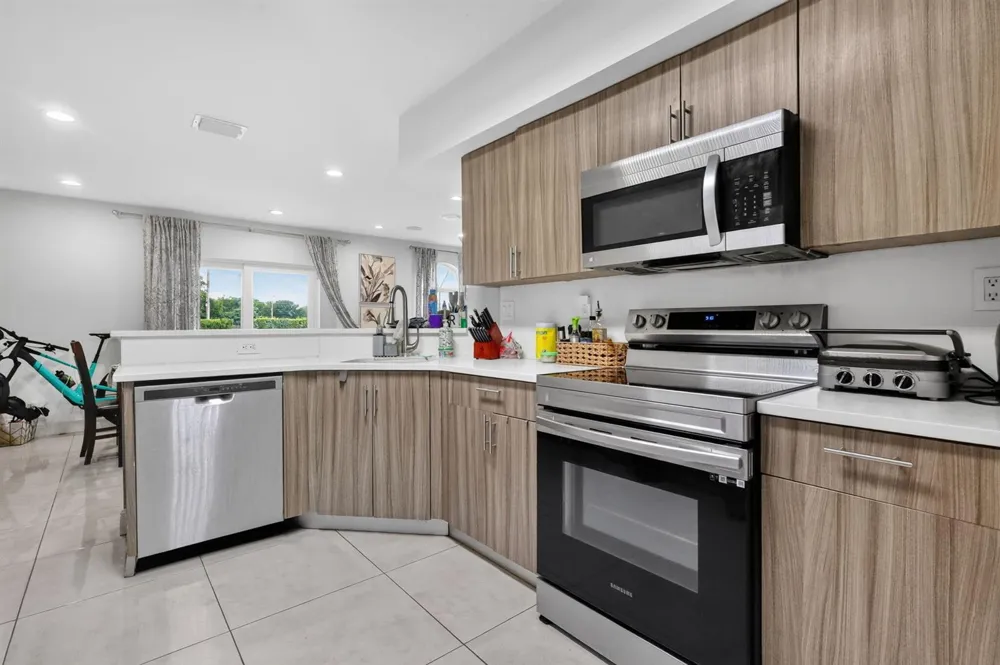 5315 SW 125TH AVENUE Miramar, FL 33027