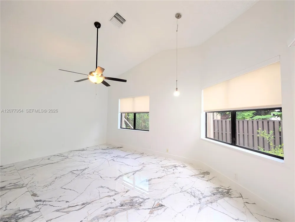 10321 NW 17th Ct Plantation, FL 33322