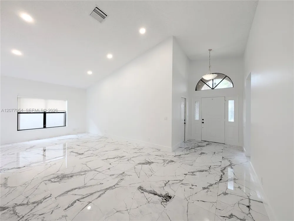 10321 NW 17th Ct Plantation, FL 33322