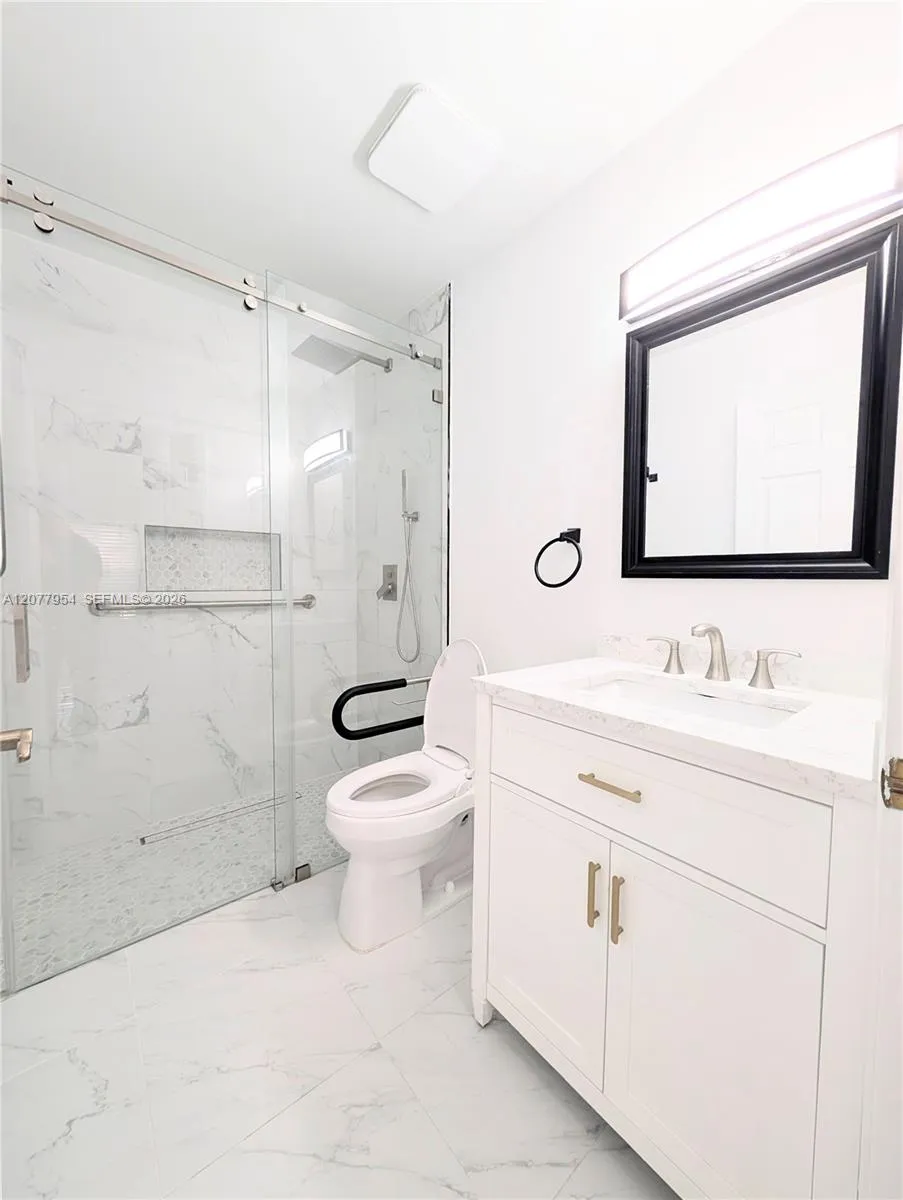 10321 NW 17th Ct Plantation, FL 33322