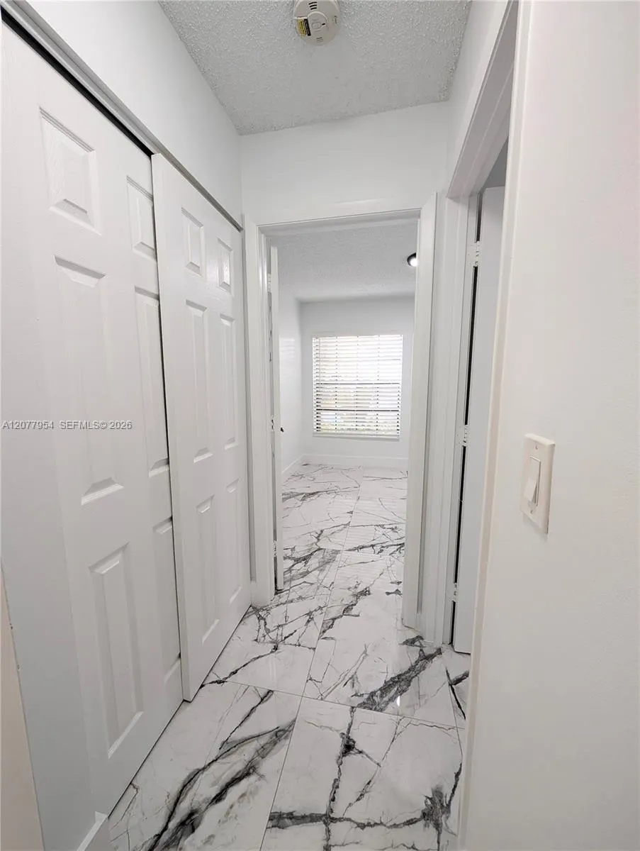10321 NW 17th Ct Plantation, FL 33322