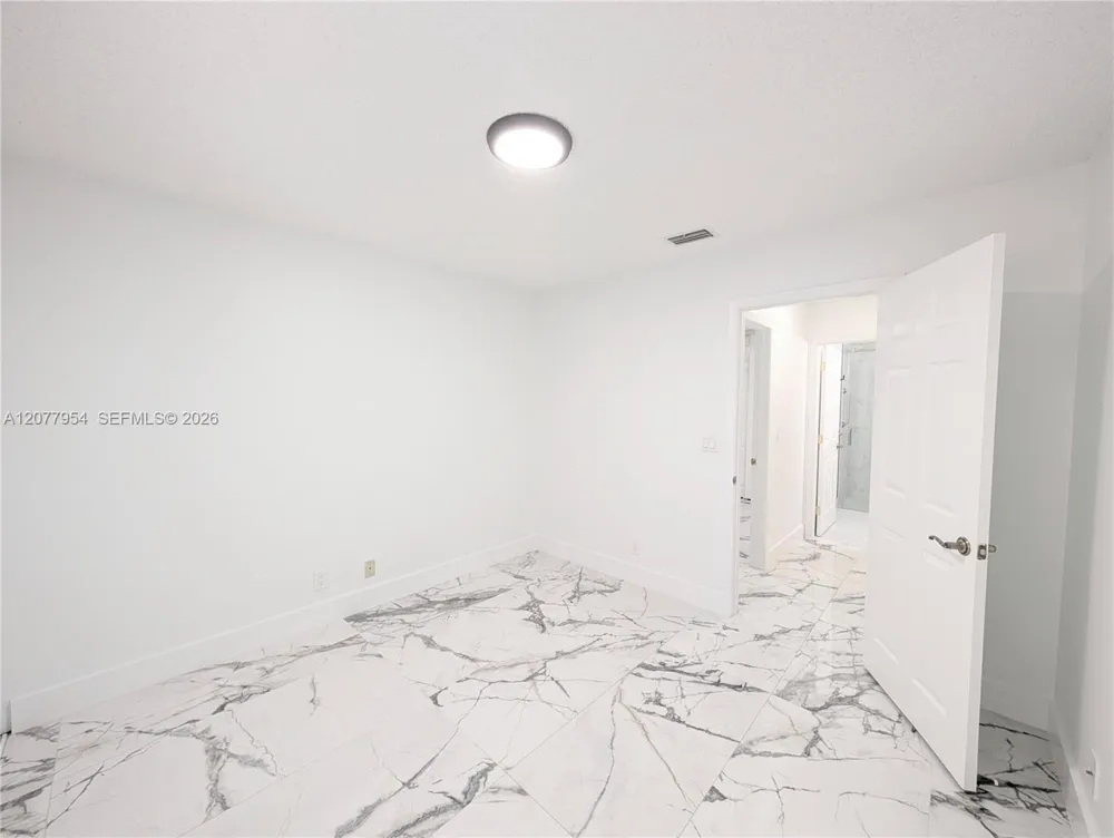10321 NW 17th Ct Plantation, FL 33322