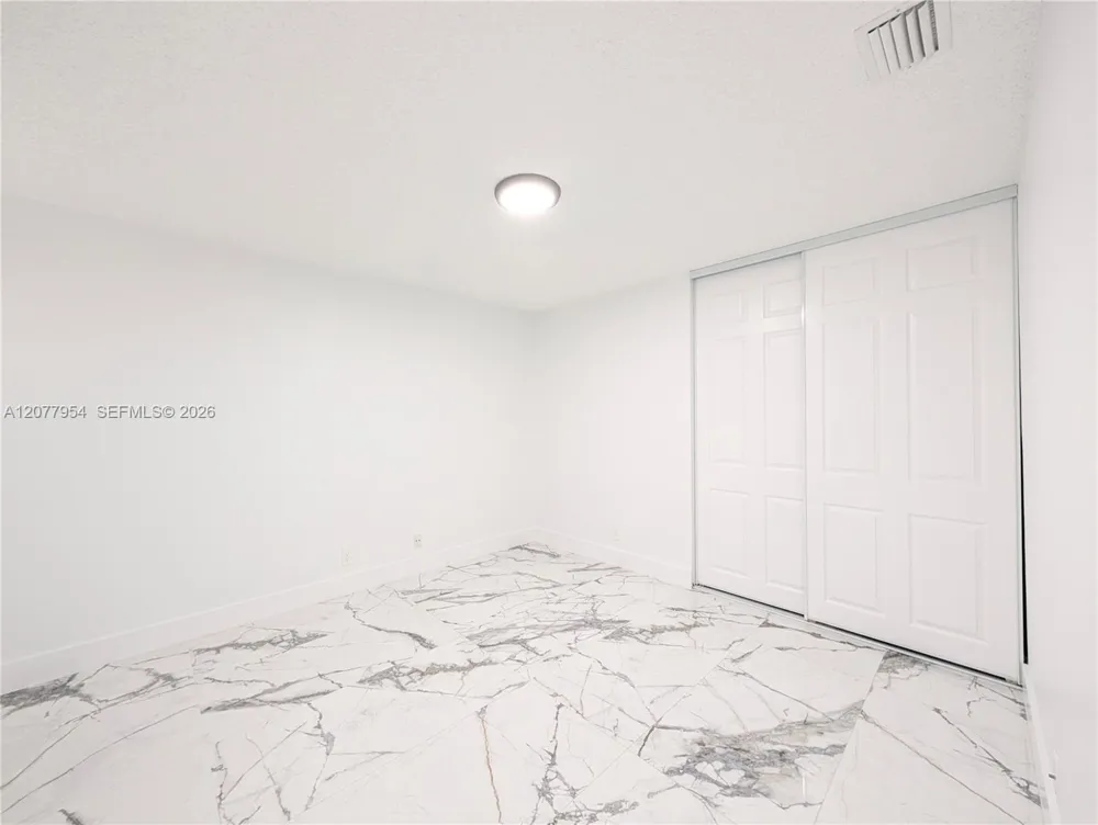 10321 NW 17th Ct Plantation, FL 33322
