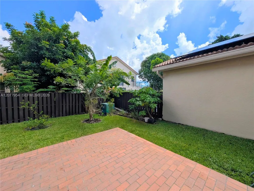 10321 NW 17th Ct Plantation, FL 33322