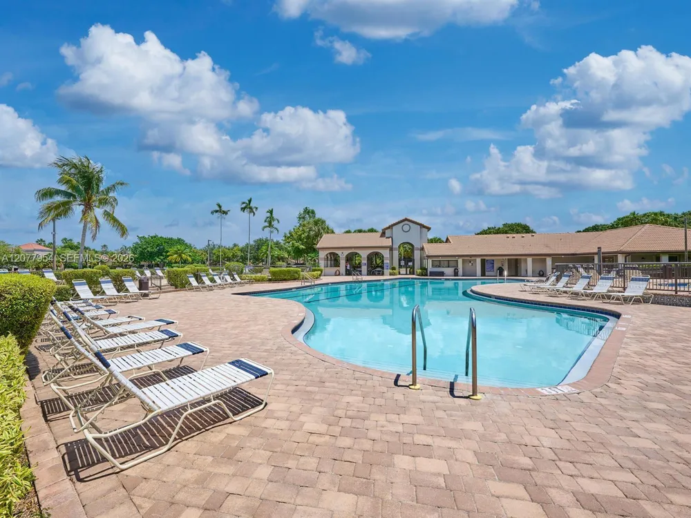 10321 NW 17th Ct Plantation, FL 33322