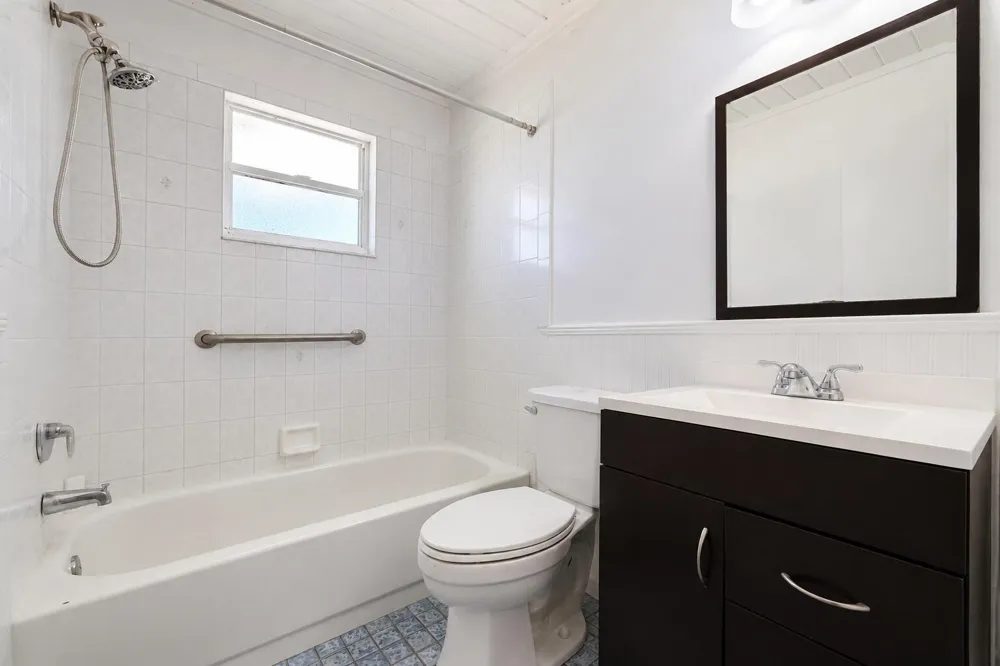 1076 NE BANYAN TREE DRIVE Jensen Beach, FL 34957