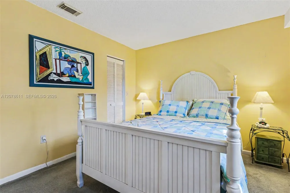 1557 15th Ter Hollywood, FL 33020