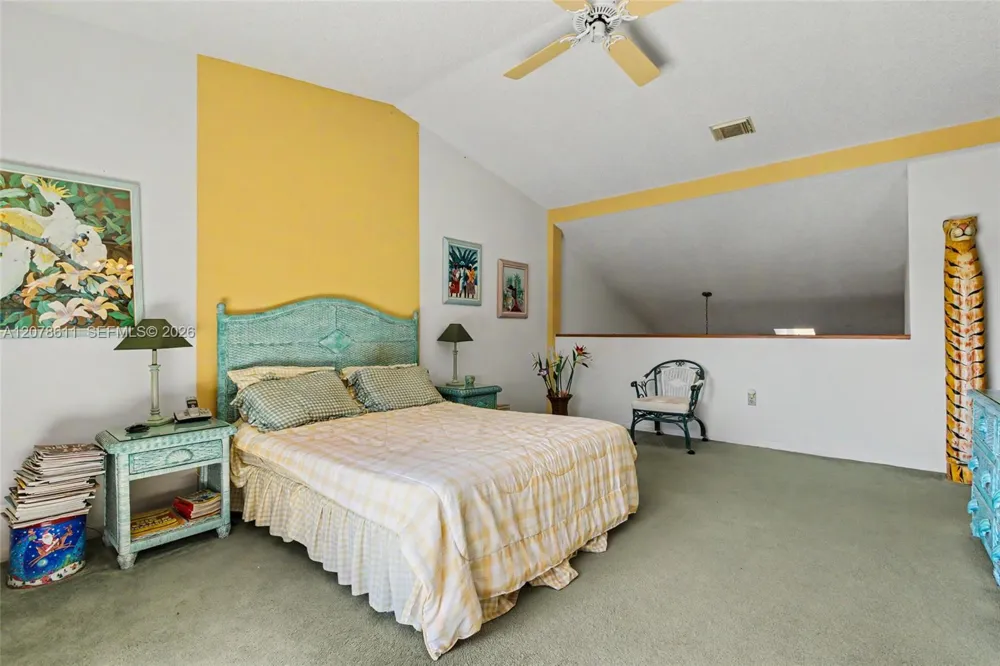 1557 15th Ter Hollywood, FL 33020