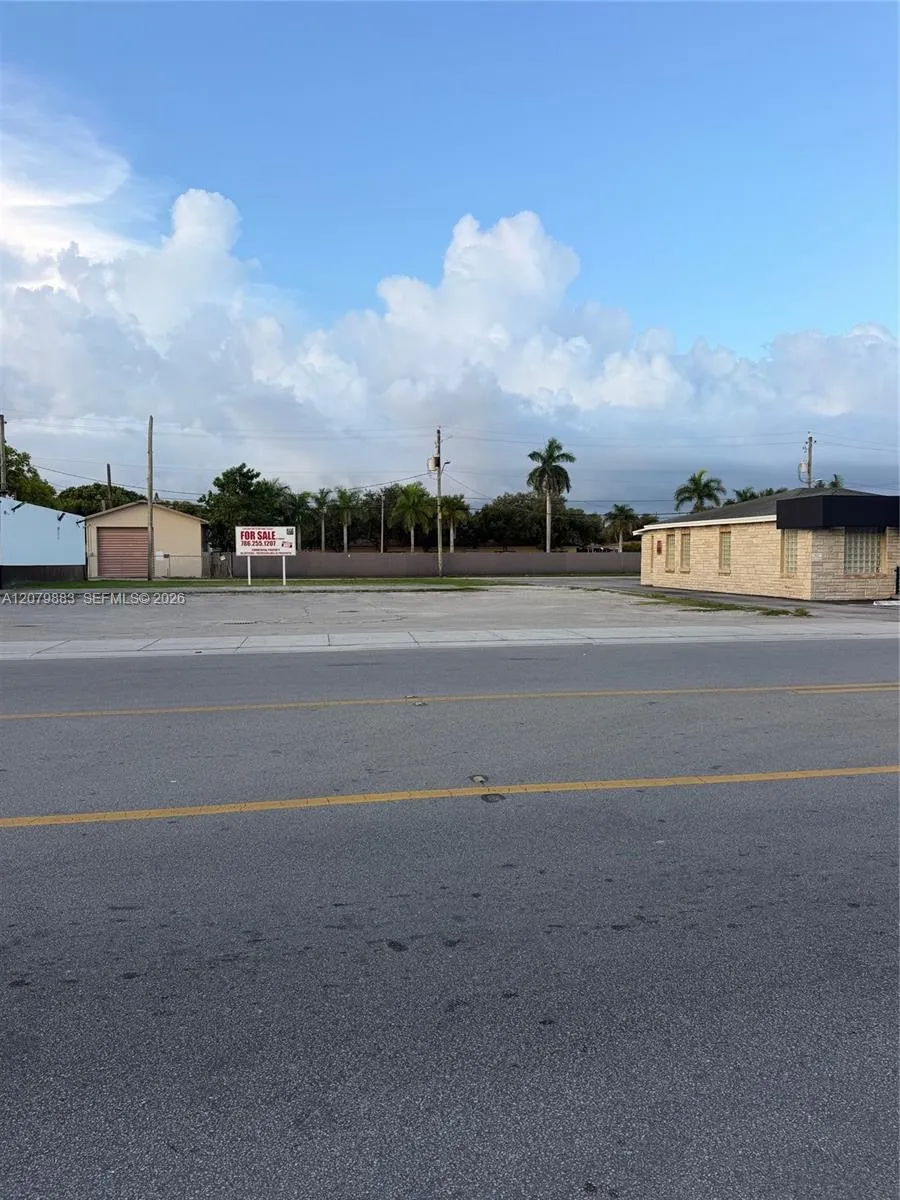 54 NW 8th St Homestead, FL 33030