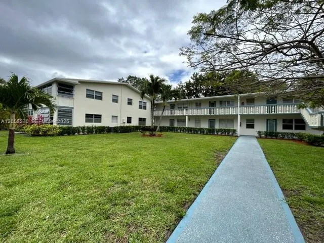 257 Tilford M #257 Deerfield Beach, FL 33442