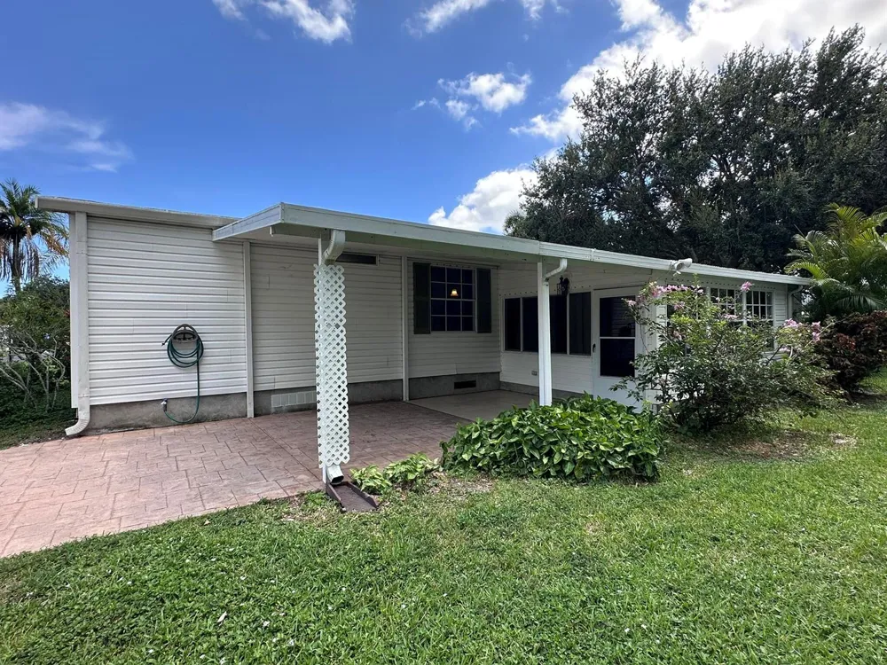 8294 E Club Road Boca Raton, FL 33433
