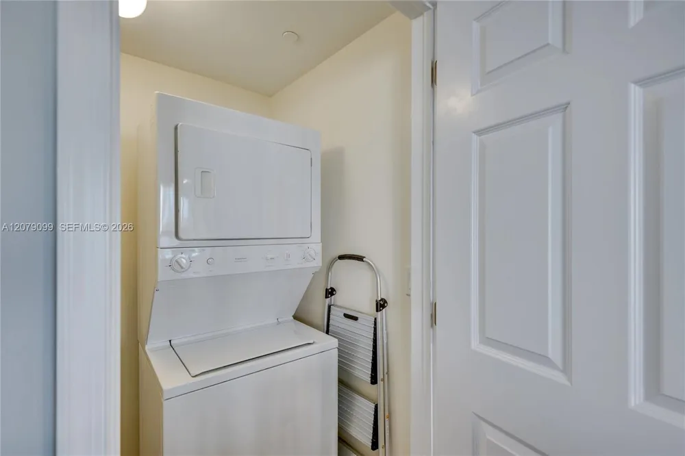 231 Riverside Dr #510-1 Daytona, FL 32117