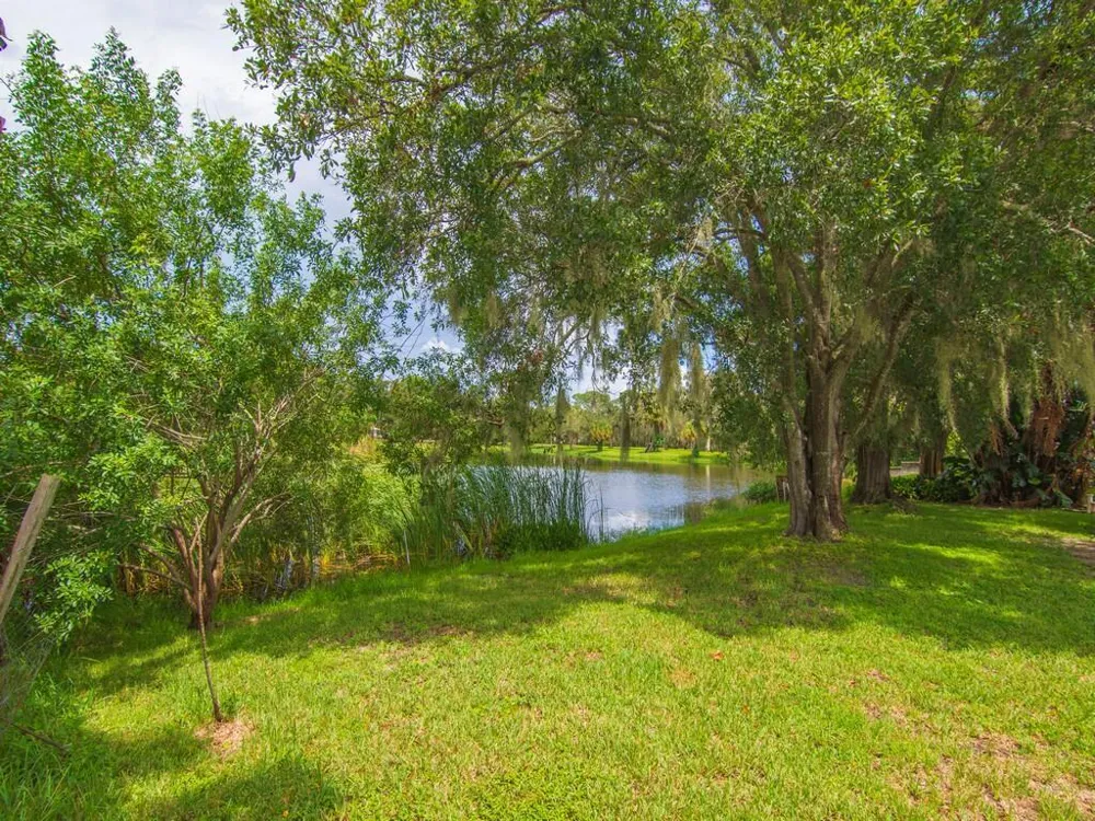 8206 Lakeland Boulevard Fort Pierce, FL 34951